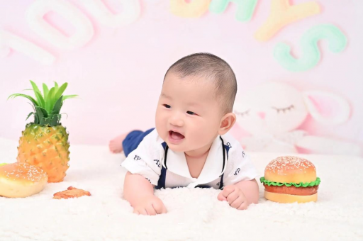 吐鲁番怀孕多久会觉得饿